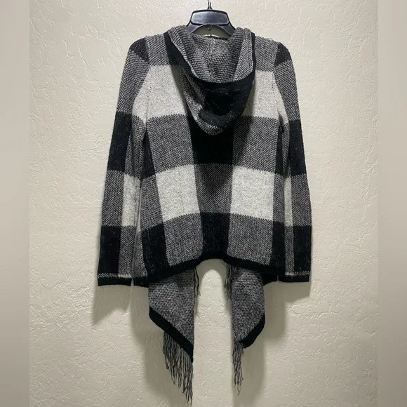 Black,gray and ivory sweater Plaid Fringe Open Front Cardigan back hood size s. - Picture 4 of 7